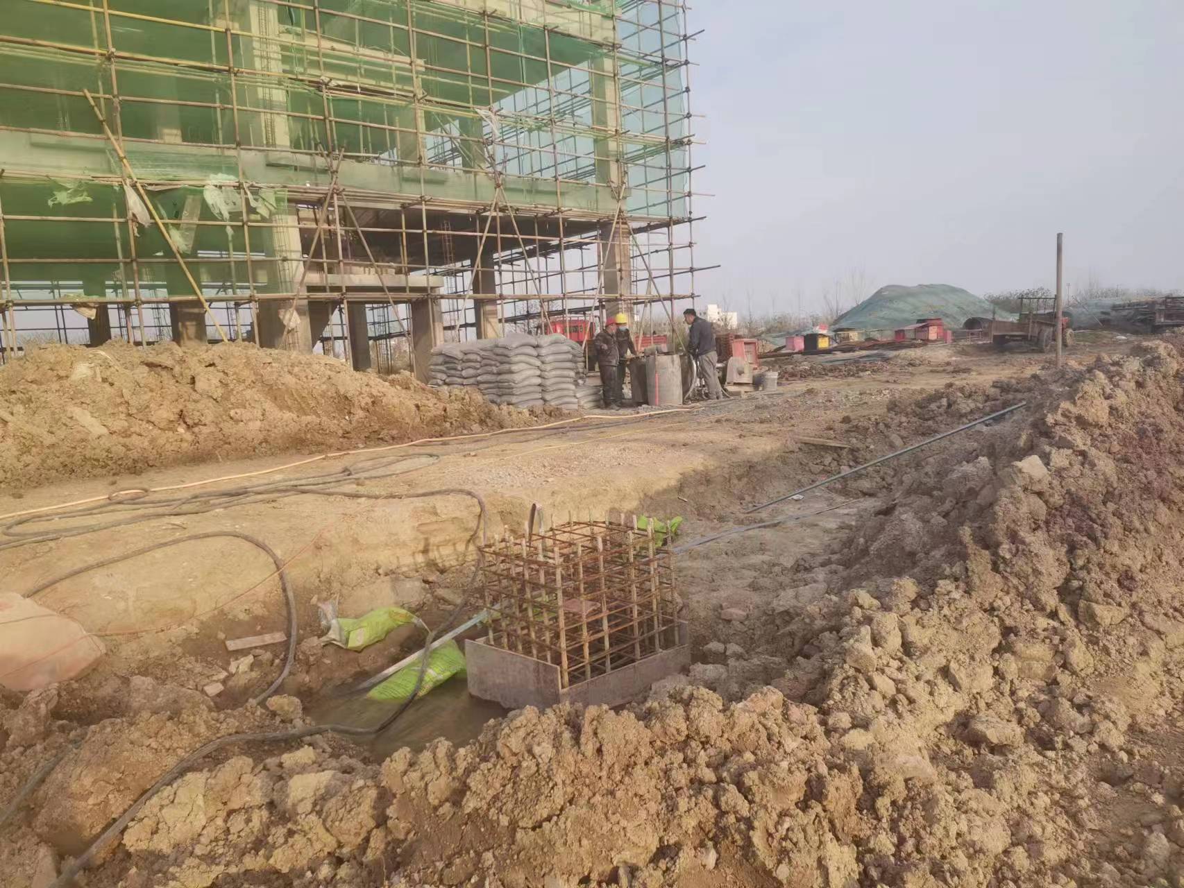 南县当桥梁出现裂缝的时候应该及时加固修补